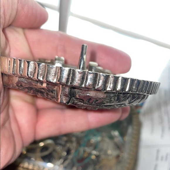 Decorative Silver Skull Accent - Picture 3 of 5